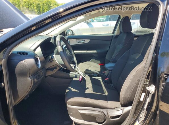 3KPF24AD1PE553903 2023 KIA FORTE Black Vista interior delantera