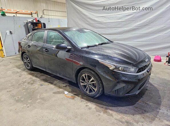3KPF24AD1PE554792 2023 KIA FORTE Черный Передняя правая четверть
