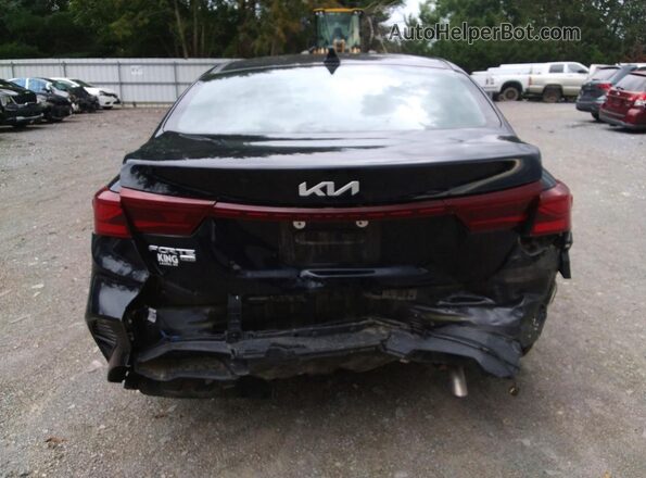 3KPF24AD1PE555568 2023 KIA FORTE Black Widok z tyłu