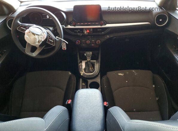 3KPF24AD1PE585587 2023 KIA FORTE Серый Вид панели приборов