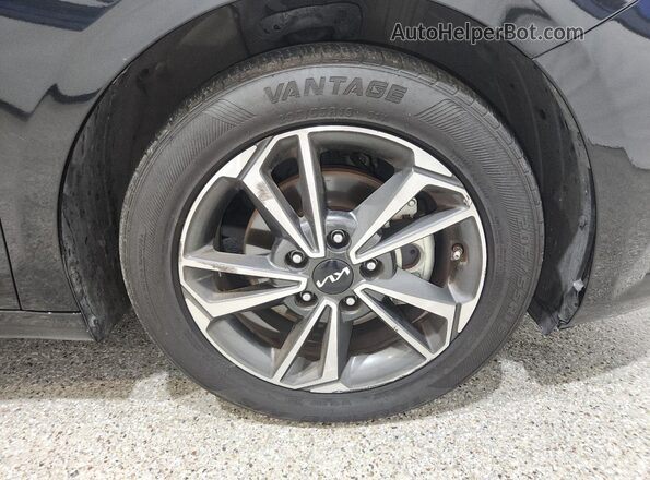 3KPF24AD1PE613436 2023 KIA FORTE Black 