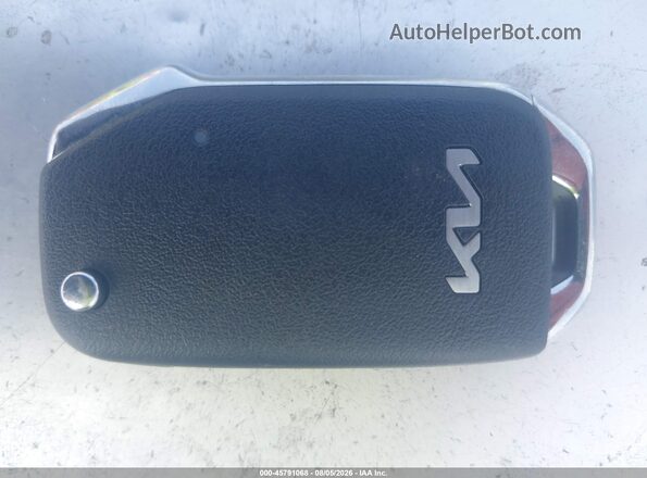 3KPF24AD1PE669067 2023 KIA FORTE Gray Widok deski rozdzielczej