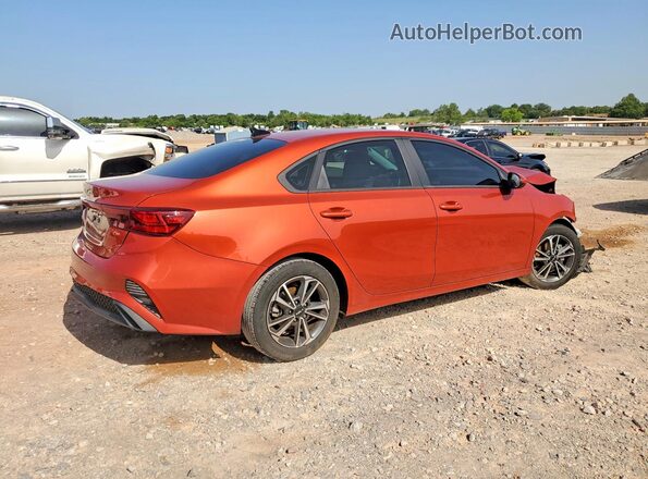 3KPF24AD1PE680862 2023 KIA FORTE Orange Rear right