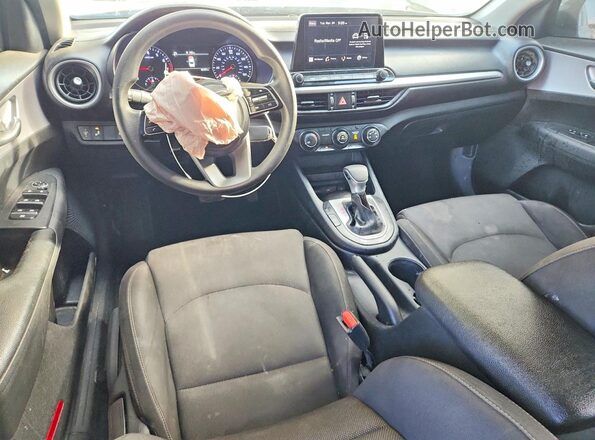 3KPF24AD1RE714768 2024 KIA FORTE Black Dashboard view