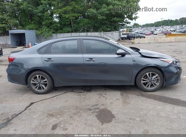 3KPF24AD1RE735569 2024 KIA FORTE Gray Rear interior view