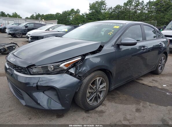 3KPF24AD1RE735569 2024 KIA FORTE Gray Front view
