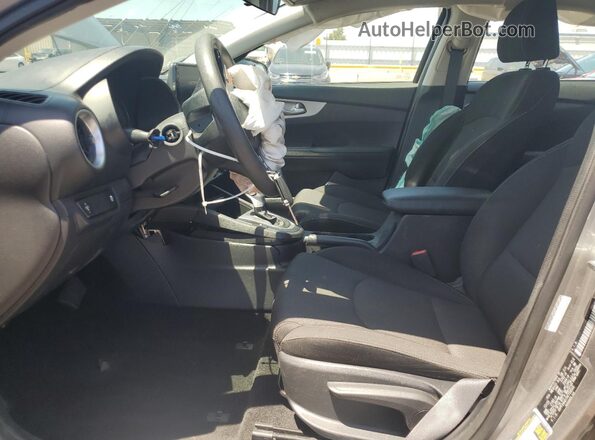3KPF24AD1RE738505 2024 KIA FORTE Silver 