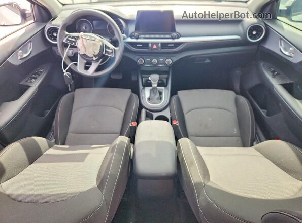 3KPF24AD1RE775649 2024 KIA FORTE White Вид панелі приладів
