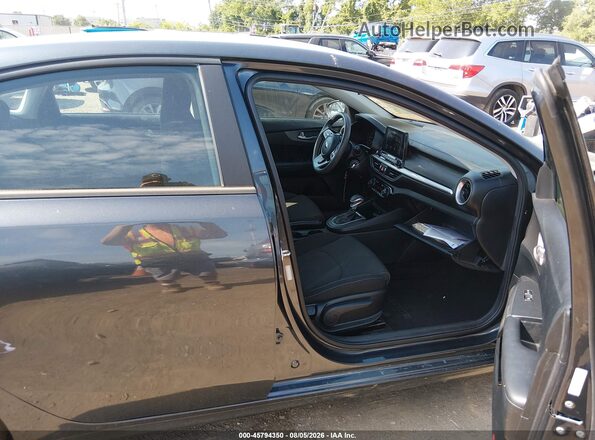 3KPF24AD2KE125802 2019 KIA FORTE Gray წინა სალონის ხედი