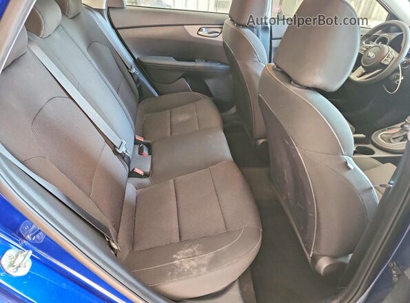3KPF24AD2LE141175 2020 KIA FORTE Blue Հետևի նստատեղերի տեսք