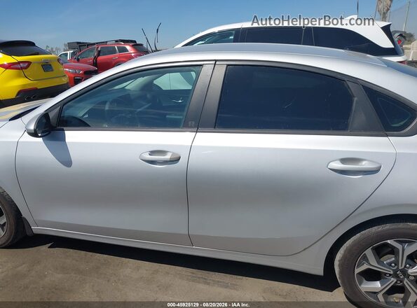 3KPF24AD2LE248162 2020 KIA FORTE Gray Widok wnętrza 360 stopni