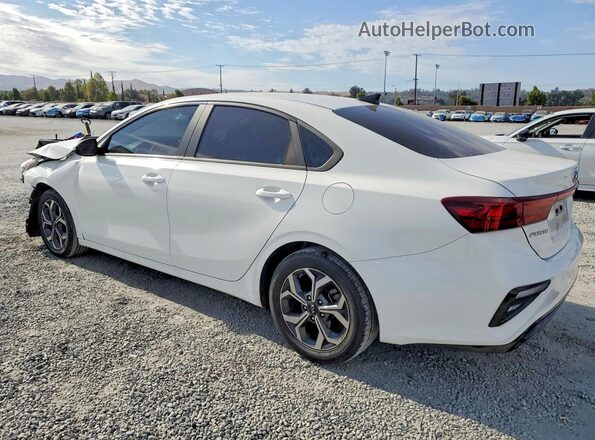 3KPF24AD2ME268784 2021 KIA FORTE White Trasero izquierdo