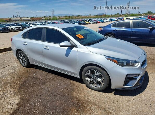 3KPF24AD2ME307566 2021 KIA FORTE Silver Przód prawy