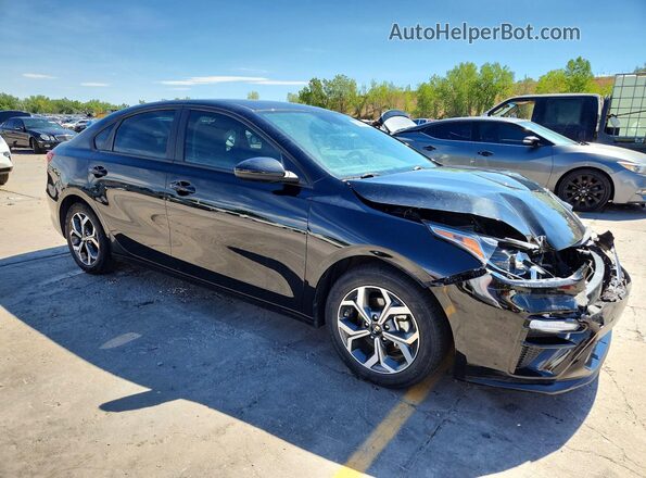 3KPF24AD2ME324481 2021 KIA FORTE Black Przód prawy