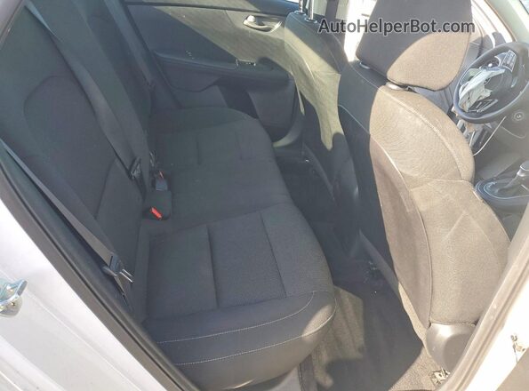 3KPF24AD2ME374328 2021 KIA FORTE Белый Вид задних сидений