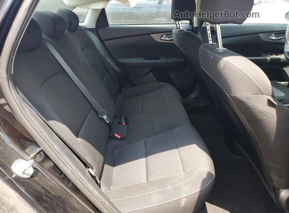 3KPF24AD2ME406341 2021 KIA FORTE Black უკანა სავარძლების ხედი