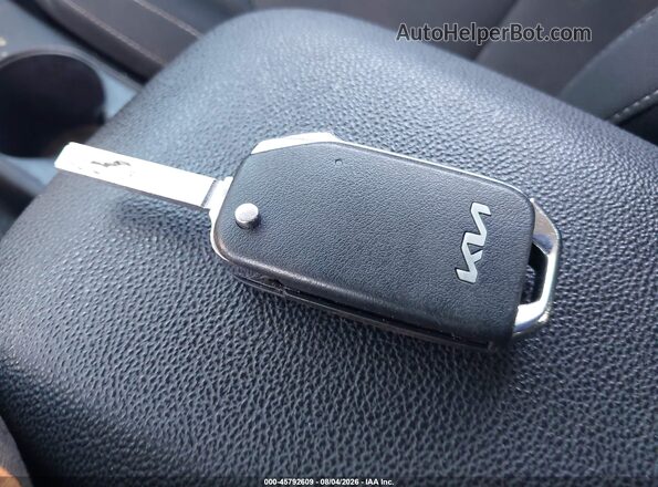 3KPF24AD2NE424484 2022 KIA FORTE Gray Vista del salpicadero