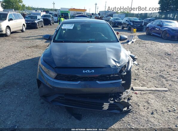 3KPF24AD2NE424484 2022 KIA FORTE Gray Vista interior trasera