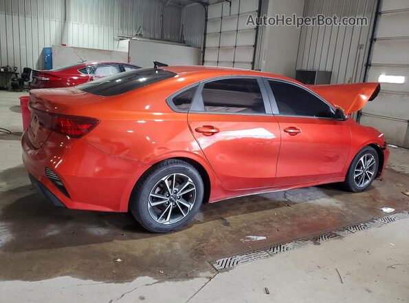 3KPF24AD2NE437672 2022 KIA FORTE Оранжевый Задняя правая четверть