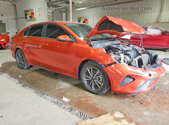 3KPF24AD2NE437672 2022 KIA FORTE Оранжевый Передняя правая четверть