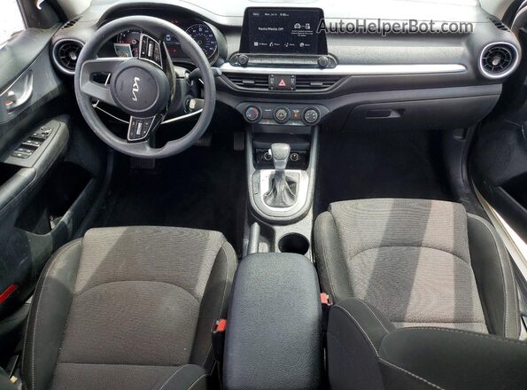 3KPF24AD2PE530680 2023 KIA FORTE White Вид панелі приладів