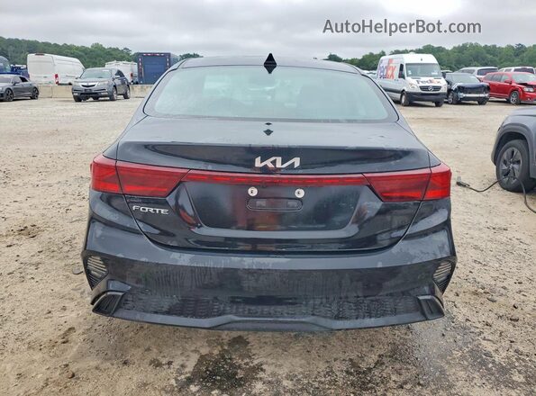 3KPF24AD2PE553523 2023 KIA FORTE Black Vista trasera