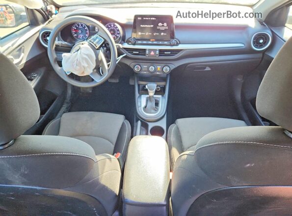3KPF24AD2PE558396 2023 KIA FORTE Gray 
