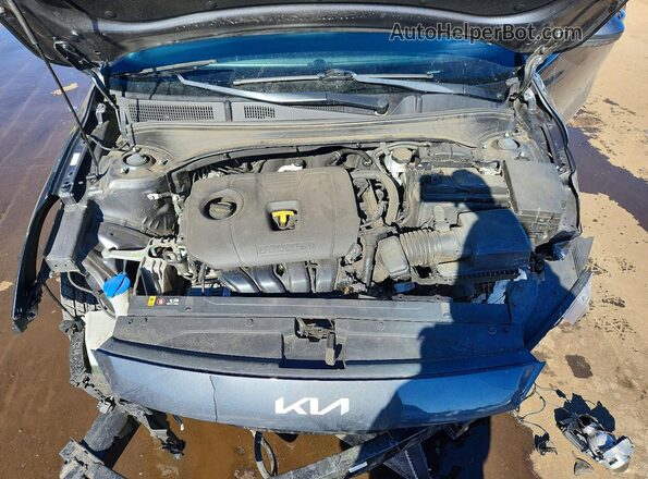 3KPF24AD2PE558396 2023 KIA FORTE Gray 