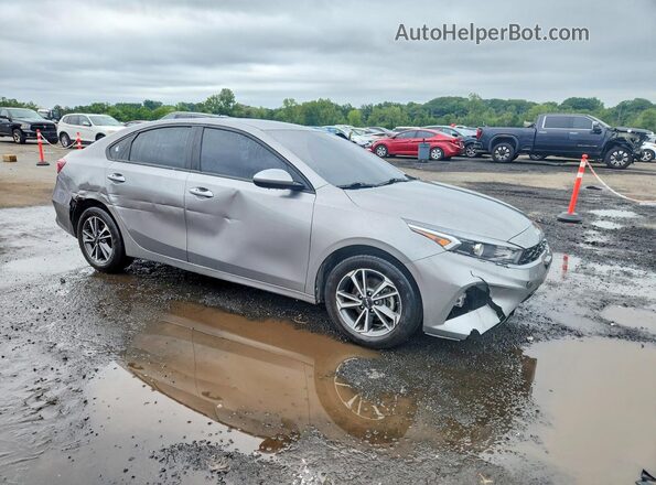 3KPF24AD2PE595819 2023 KIA FORTE Gray Przód prawy