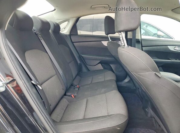 3KPF24AD2PE643089 2023 KIA FORTE Black უკანა სავარძლების ხედი