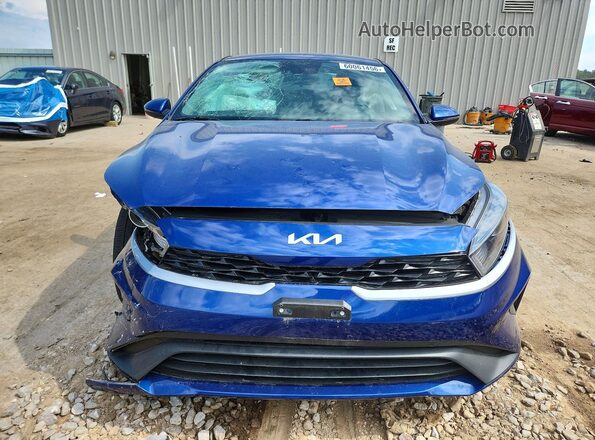 3KPF24AD2RE736813 2024 KIA FORTE Blue Вид спереду