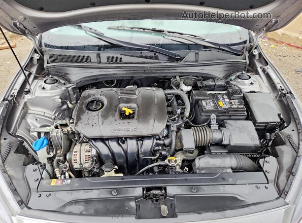 3KPF24AD2RE778320 2024 KIA FORTE Gray Вид задньої частини салону