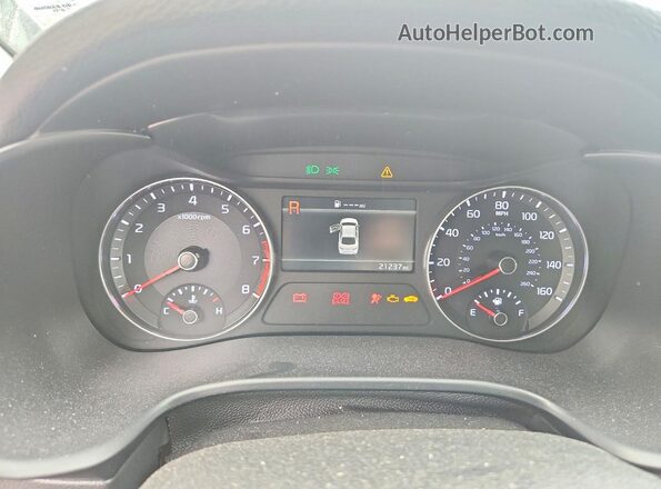 3KPF24AD2RE783565 2024 KIA FORTE Black Vista del cuadro de instrumentos
