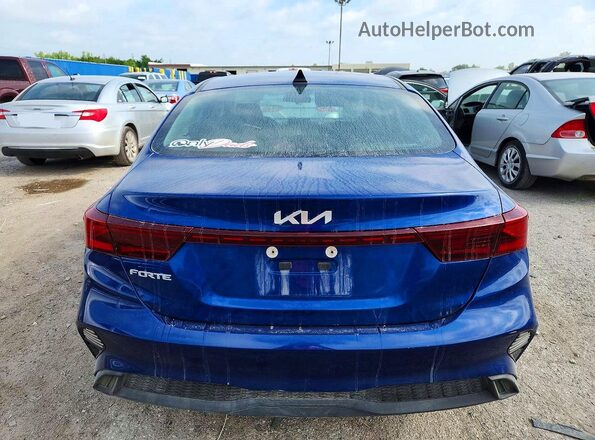 3KPF24AD2RE793996 2024 KIA FORTE Blue Հետևի տեսք