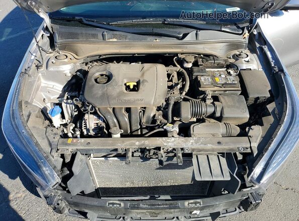3KPF24AD2RE794937 2024 KIA FORTE Silver Vista interior trasera