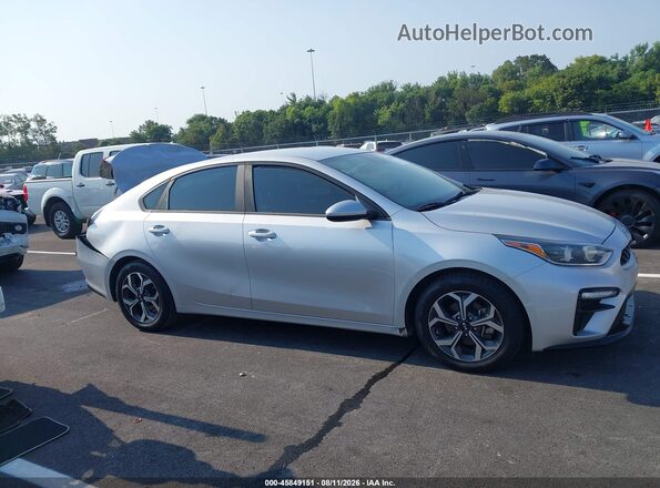 3KPF24AD3KE096570 2019 KIA FORTE Silver Вид задньої частини салону