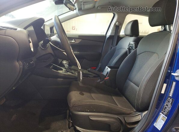 3KPF24AD3LE218538 2020 KIA FORTE Blue Սալոնի դիմացի տեսք