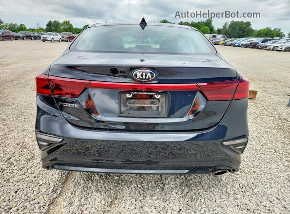 3KPF24AD3ME273556 2021 KIA FORTE Black Widok z tyłu