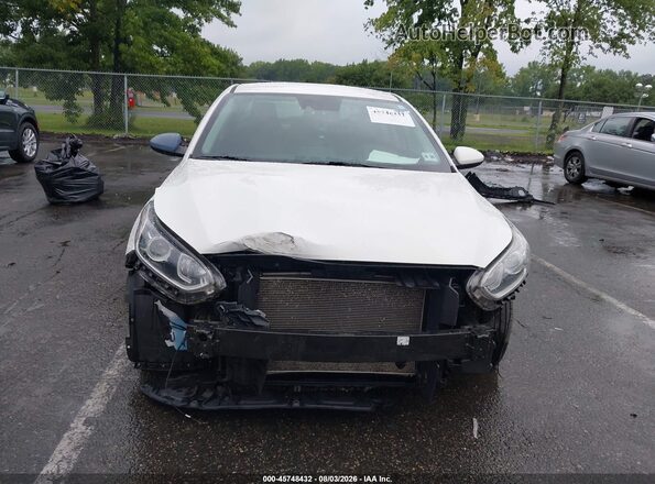 3KPF24AD3ME325347 2021 KIA FORTE White Front view