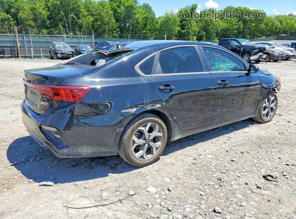 3KPF24AD3ME364519 2021 KIA FORTE Black Tył prawy