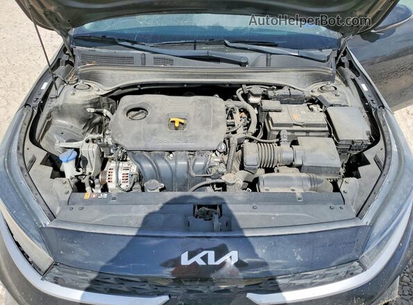 3KPF24AD3NE438717 2022 KIA FORTE Black Widok wnętrza z tyłu