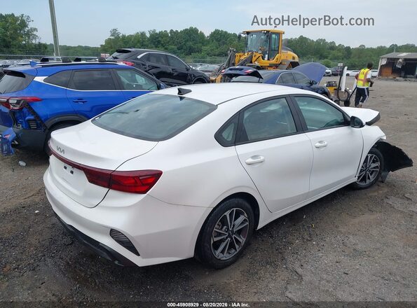 3KPF24AD3NE491272 2022 KIA FORTE White Tył prawy