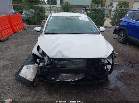 3KPF24AD3NE491272 2022 KIA FORTE White Widok z przodu