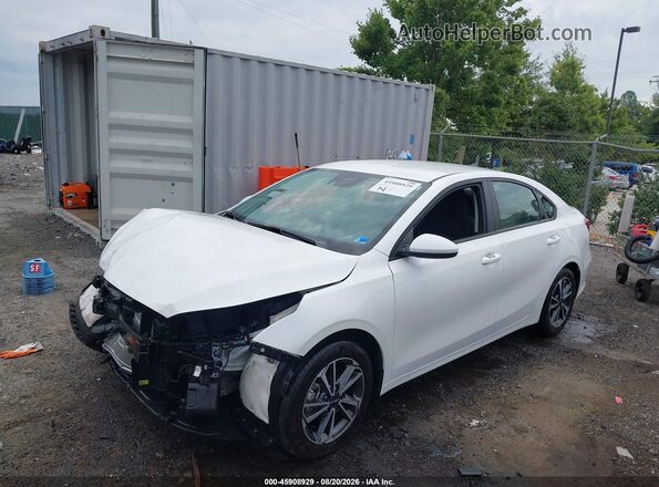3KPF24AD3NE491272 2022 KIA FORTE White Przód lewy