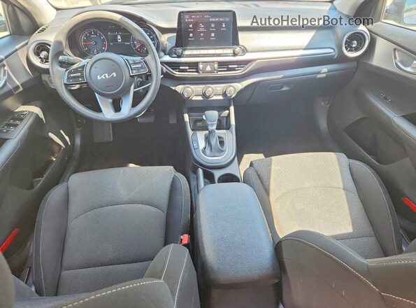 3KPF24AD3NE503596 2022 KIA FORTE Gray Առջևի վահանակի տեսք