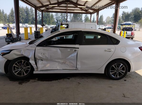 3KPF24AD3PE538951 2023 KIA FORTE White 