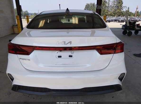 3KPF24AD3PE538951 2023 KIA FORTE White 
