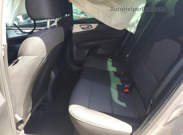 3KPF24AD3PE552056 2023 KIA FORTE Gray Widok tylnych siedzeń