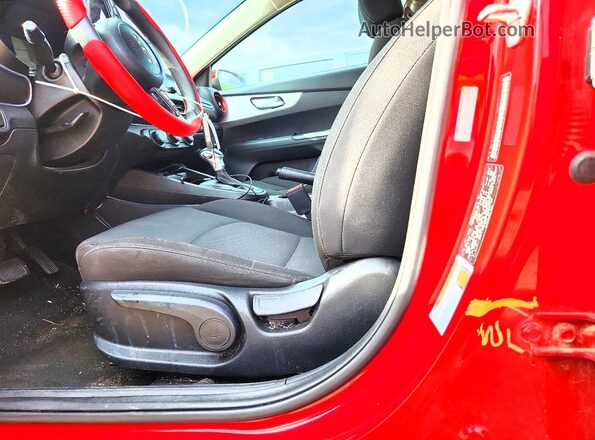 3KPF24AD3PE624728 2023 KIA FORTE Red Widok komory silnika