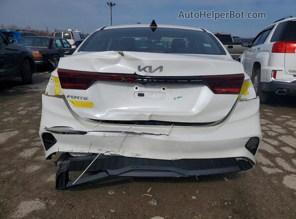 3KPF24AD3PE637012 2023 KIA FORTE White Vista trasera